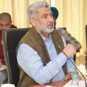 Punjab Minister Reviews Wheat Procurement, Ensures Smooth Process for Farmers