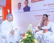 Railway Minister Ashwini Vaishnaw Challenges Opposition to Debate on Railway Development