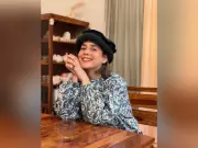 Sunanda Sharma Concert Mishap: Singer Falls During Performance, Fans Rush to Help