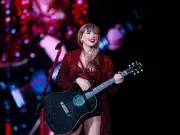 Taylor Swift Shares Rare Insights on Her Close Friendship with Dakota Johnson