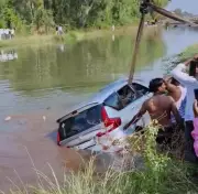 Tragic SUV Plunge in Solapur: Couple Drowns, Daughter Missing in Nira River Canal