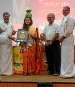 Varanasi Teacher Honored with Vidya Stree Award at IIT Madras for Innovative Teaching