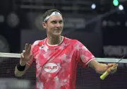 Viktor Axelsen Retires at 32: Badminton Legend Ends Career Due to Back Issues