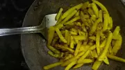 Why Aloo Bhujia Sticks to Kadhai: 4 Easy Tips to Fix It