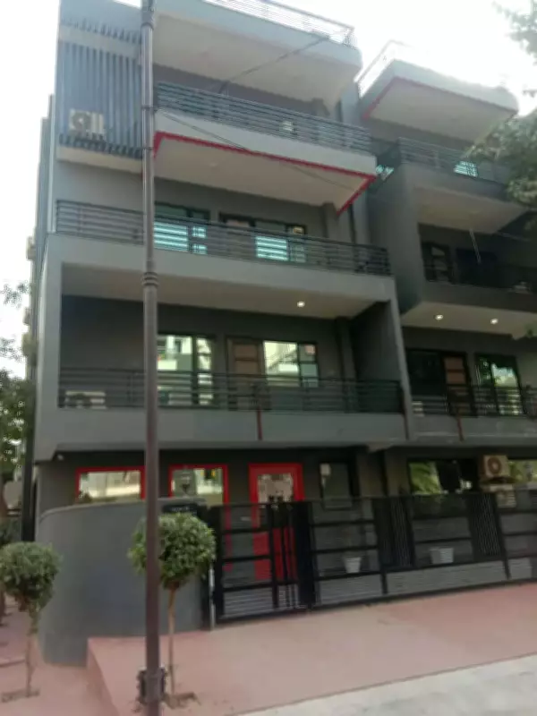 Gurgaon's DTCP auctions guesthouse permissions in DLF-3, bid hits Rs 86,500/sq m