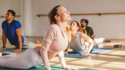 10-Minute Pilates Routine for Flat Lower Abs by Victoria's Secret Trainer