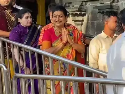 Actress Roja Selvam Visits Tirumala Temple in Traditional Attire