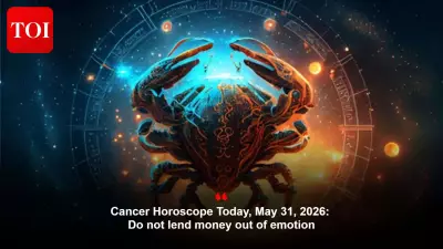 Cancer Horoscope Today: Embrace Warmth and Family Bonds