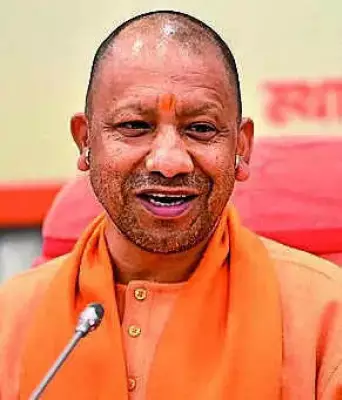 CM Yogi Adityanath Congratulates Padma Awardees from Various Fields