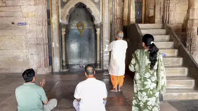 Devotees Flock to Bhojshala After High Court Declares It a Temple