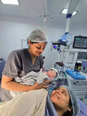 Double-Amputee Doctor Welcomes Baby Girl After High-Risk Pregnancy