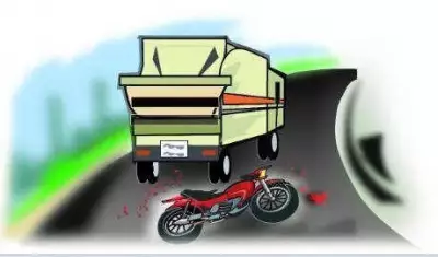 EV Bike Rider Dies After Crashing Into Truck on Rain-Soaked Bengaluru Highway