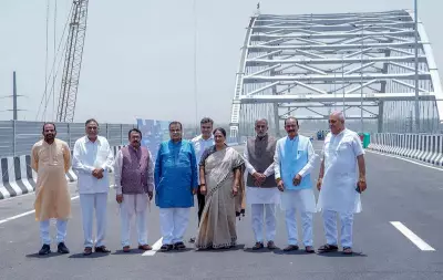 Gadkari Reviews 6-Lane DND-Faridabad-Sohna Highway Project in Delhi