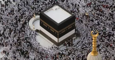 Global Photos: Heatwave, Nature, Military Exercise, and Festivities