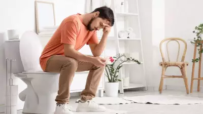 Hidden Health Risks of Prolonged Toilet Sitting and Why Doctors Warn Against Scrolling