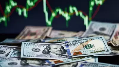 India's Forex Reserves Fall $8 Billion to $688.9 Billion