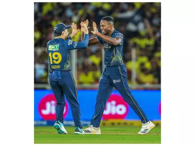 Kagiso Rabada Sets IPL Record for Most Powerplay Wickets in a Season