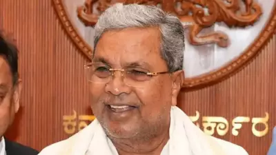 Karnataka Backward Classes Commission submits caste census report to CM