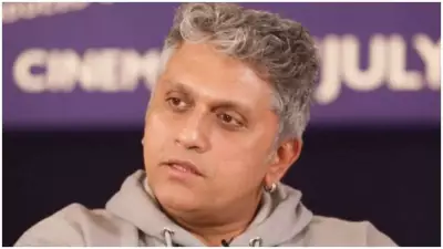 Mohit Suri Gets Autographed Bat from Sachin Tendulkar as Birthday Gift