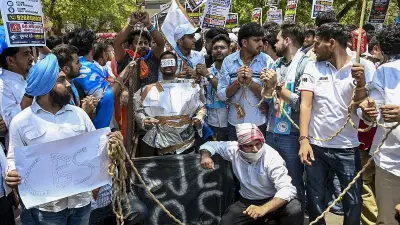 NSUI Protests at CBSE HQ Demanding Transparency in Evaluation System