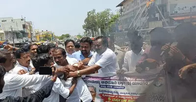 Protests in Karnataka Over Alleged Push to Sideline CM Siddaramaiah