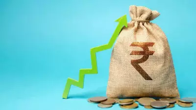 Rupee Snaps Losing Streak, Ends Higher at 96.20 on RBI Intervention