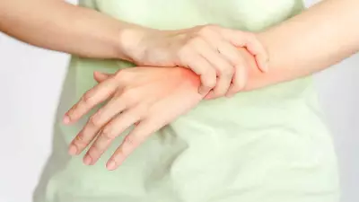 Smoking Linked to Rheumatoid Arthritis: New Health Risk Revealed