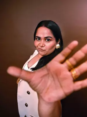 Sumukhi Suresh on International Comedy, Imposter Syndrome, and Gen Z Audiences
