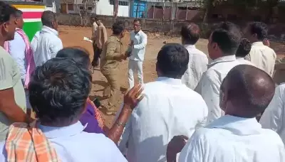 TGSRTC Conductor Assaults Ticket Inspectors with Slipper in Sangareddy