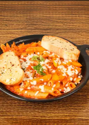 What's Hot: Spotlyt Social Jalandhar Brings New Dining Experience