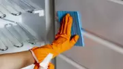 5 Simple Tricks to Clean Your Refrigerator Effectively