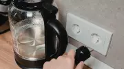5 Tiny Kitchen Habits That Quietly Increase Your Electricity Bills