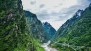 8 Indian Destinations That Come Alive After the Monsoon and How to Reach Them