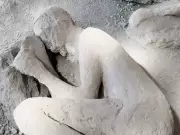 Ancient Roman Doctor's Kit Found in Pompeii Victim Cast