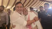 Assam CM Himanta and WB CM Suvendu Share Light Moment at Swearing-In