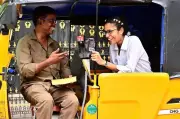 Auto Driver's Daughter Scores 595/600 in Chennai Class 12 Exams