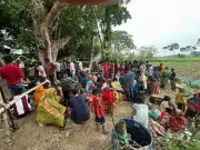 Bangladeshis rush to return home at Swarupnagar border amid SIR verification