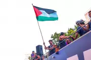 Barcelona Star Yamal Waves Palestinian Flag in Title Celebrations