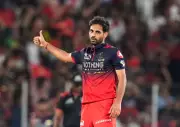 Batters Can't Read Bhuvneshwar's Wobbly Seam: Sachin Tendulkar