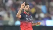 Bhuvneshwar Kumar Reclaims Purple Cap in IPL 2026