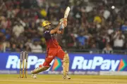 Bhuvneshwar Kumar Stars as RCB Beat MI in Last-Ball IPL Thriller