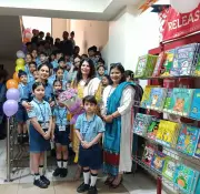 Book Fair Organised at Smart Wonder School Promotes Reading Culture