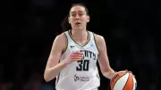 Breanna Stewart passes Becky Hammon on Liberty's all-time scoring list despite loss