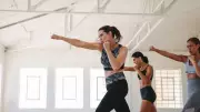 Can Women Have Six-Pack Abs and Be Healthy? Doctor Weighs In