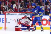 Canadiens Goalie Dobeš Punches Sabres Forward Tuch in Heated Game 5