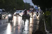 Chandigarh Gets Respite as Light Rain and Cloud Cover Drop Temperatures