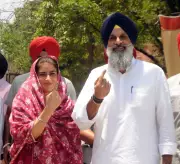 Clashes and Allegations Mar Polling in Majitha Municipal Elections