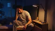Complex Factors Trap Young Adults in Sleep-Mental Health Cycle