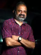 Congress MP challenges Perarivalan's enrolment as advocate in Madras High Court
