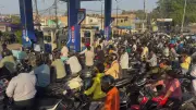 Congress Slams Modi After Petrol, Diesel Prices Hiked by 90 Paise